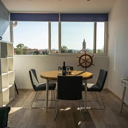 Captain's 아파트 자다르